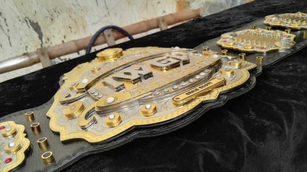 IWGP V4 HEAVYWEIGHT Championship Belt