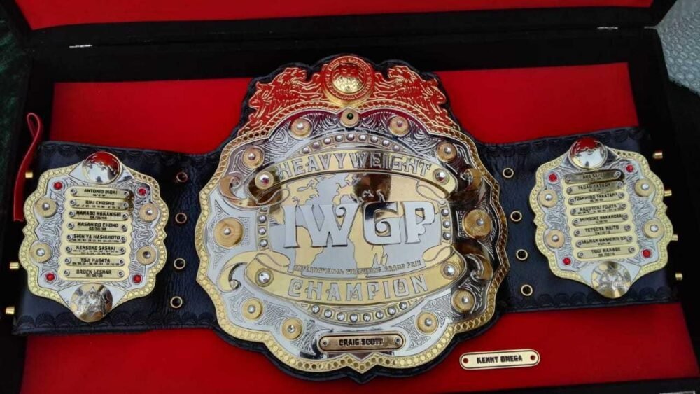 IWGP V4 HEAVYWEIGHT Championship Belt - Image 6